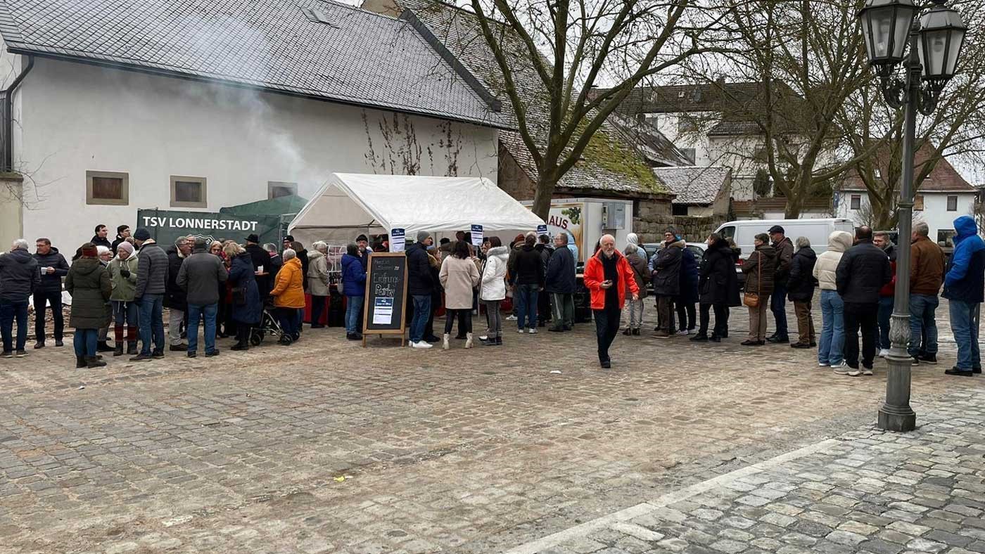 TSV Lonnerstadt im Einsatz beim Tag der offenen Türe der VR Bank in Höchstadt 