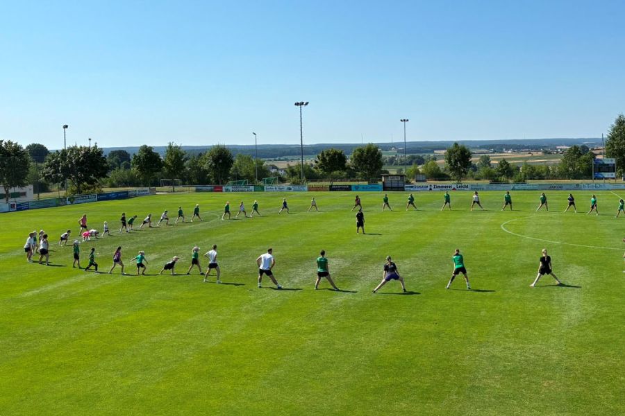 Kicken verbindet – Ein gelungener Fußballtag für Mädels voller Teamgeist und Spaß